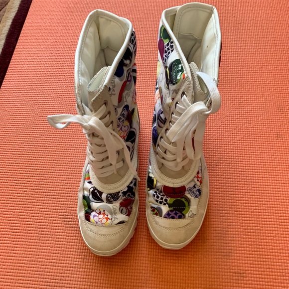 Coach DOREAN Winter Boots #A7287 - - Picture 2 of 9